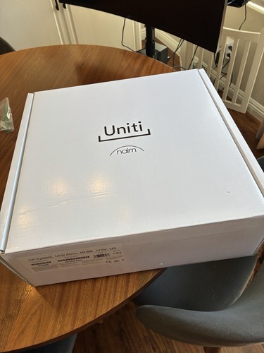 Naim uniti atom stereo - atom,